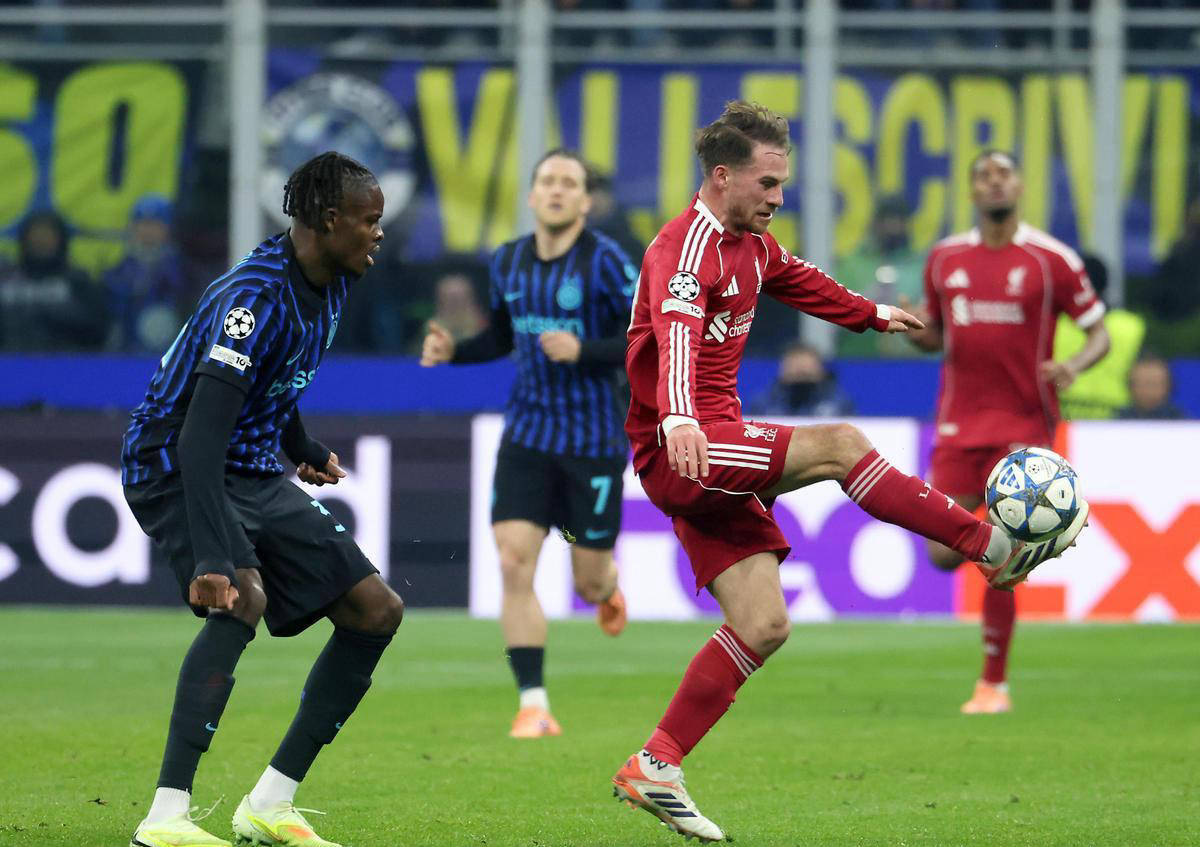 德国杯今夜再迎强敌，门兴格拉德巴赫单刀错失，主帅态度：球迷炸锅，更衣室氛围转暖的简单介绍